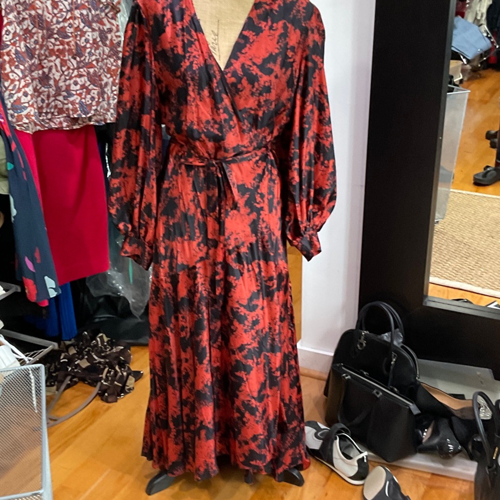 Elegant Long Sleeve Red and Black Dress